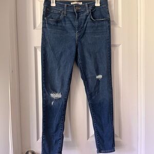 Medium Wash LEVIS 720 HIGH RISE SUPER SKINNY JEANS